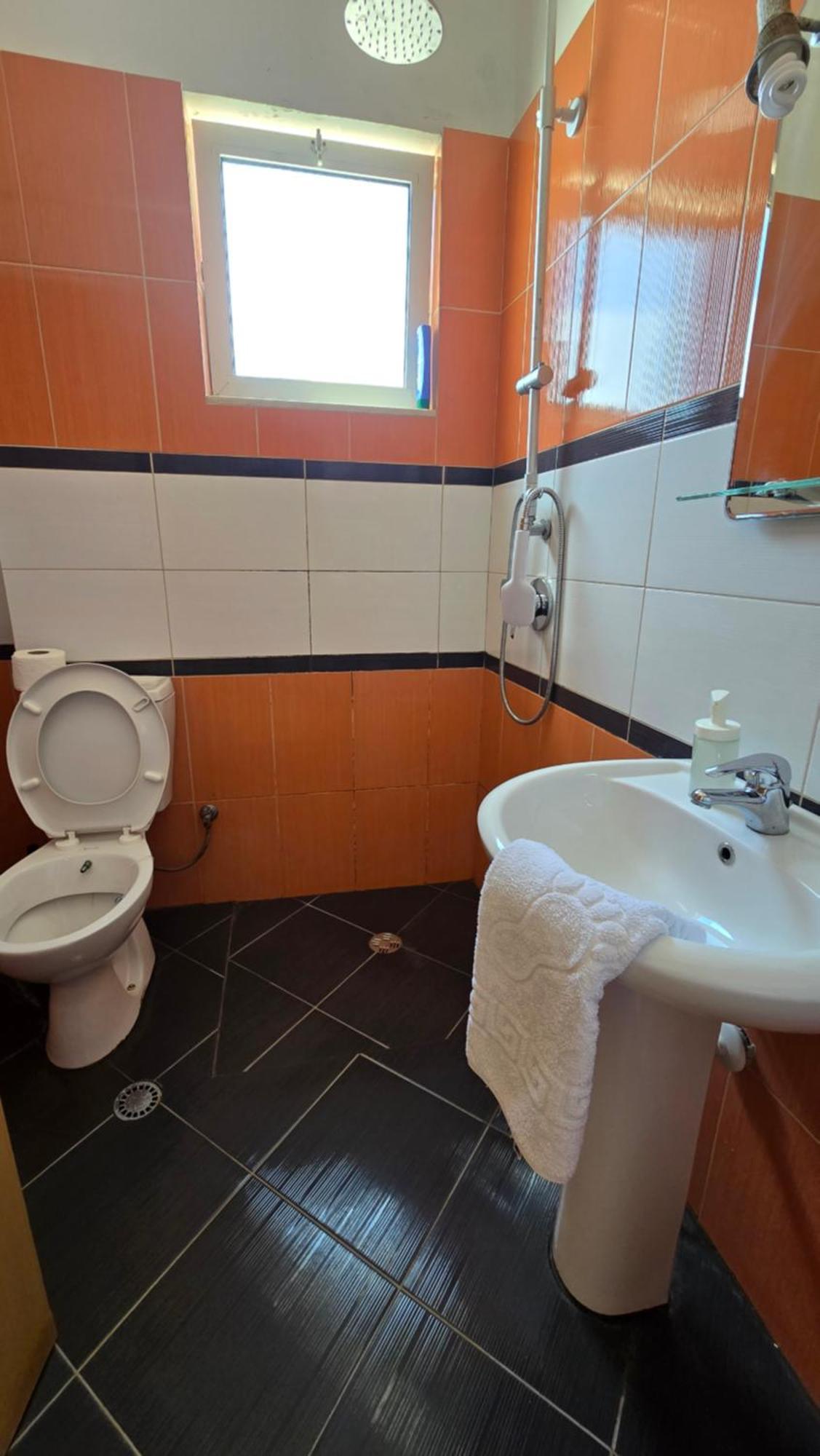 Apartament Sunset Qeparo